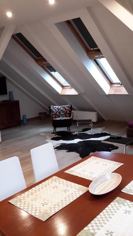 Apartament Loft Deluxe Кошалин Екстериор снимка